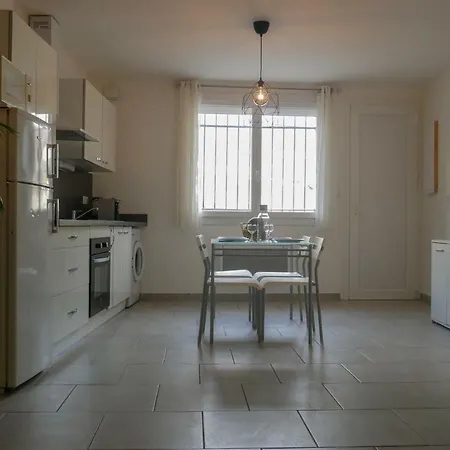 Logement Complet - Emplacement Ideal *